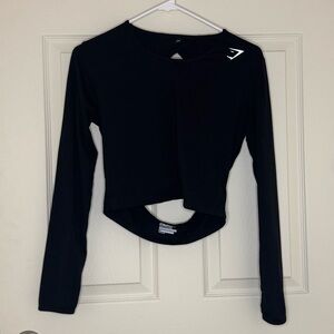 Black Long-Sleeve Cropped Performance Top - Gym Style
